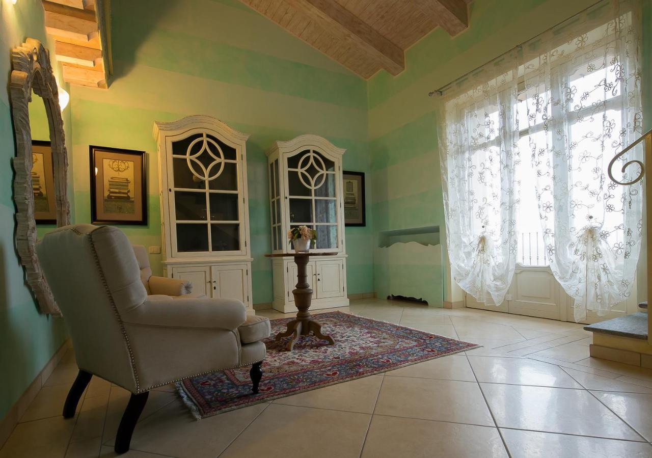 Villa Morneto Vignale Exteriér fotografie